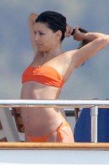 Eva-Longoria-Sweet-bikini-Portofino_Italy-yijku-10