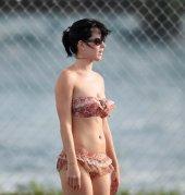 Katy_Perry_Bikini_Beach_Bahamas-10