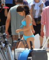 Selena-Gomez-bikini-dfdf-32