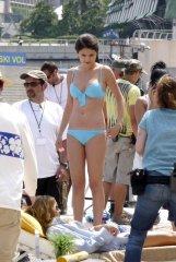 Selena-Gomez-bikini-dfdf-34