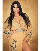 13thsky.ru-Kim-Kardashian-Harpers-Bazaar-March-2011-ei-07
