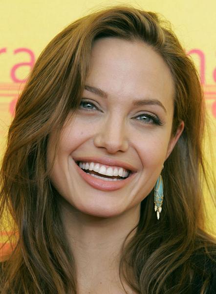 Angelina-Jolie-Анджелина-Джоли-foto-nude-фото-голая